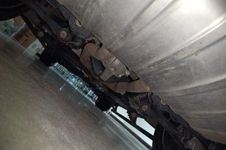 Used Volkswagen Touareg  Chassis Rear