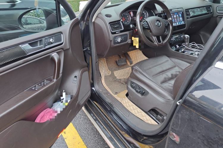 Used Volkswagen Touareg 2017 3.0 TSI Touareg Edition Driver Seat