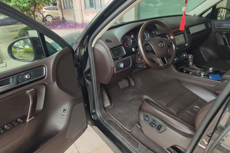 Used Volkswagen Touareg 2017 3.0 TSI Touareg Model Driver Seat