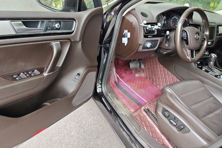 Used Volkswagen Touareg 2017 3.0 TSI Touareg Edition Driver Seat