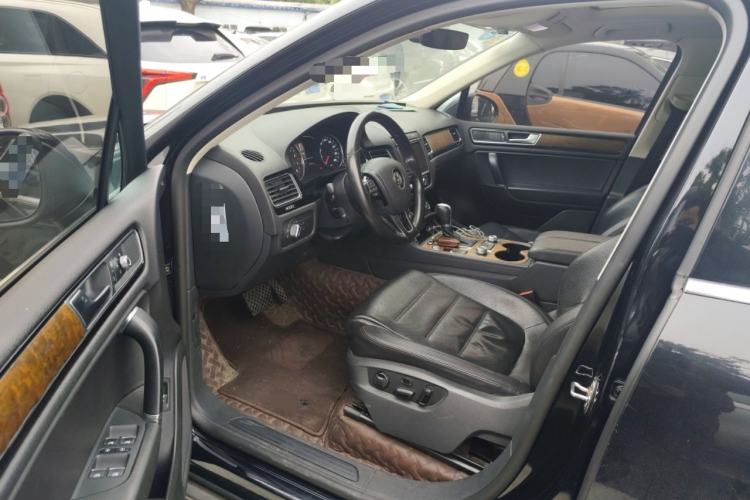 Used Volkswagen Touareg 2017 3.0 TSI Touareg Edition Driver Seat