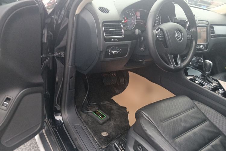 Used Volkswagen Touareg 2017 3.0 TSI Touareg Edition Driver Seat