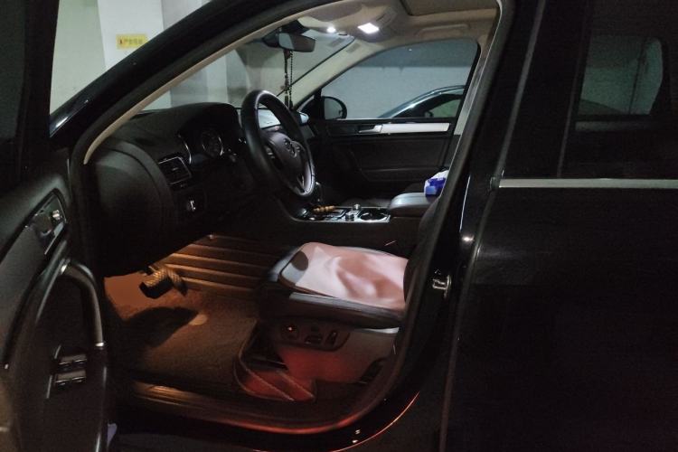 Used Volkswagen Touareg 2017 3.0 TSI Touareg Model Driver Seat