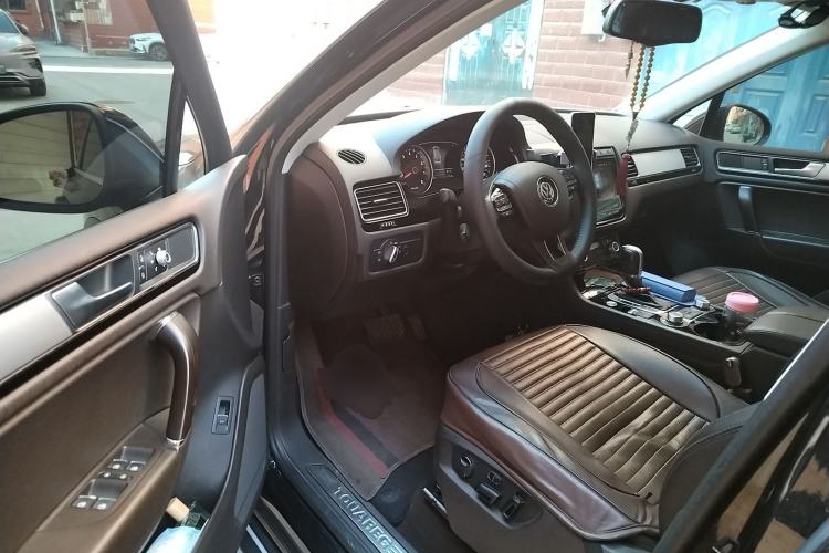 Used Volkswagen Touareg 2017 3.0 TSI Touareg Model Driver Seat