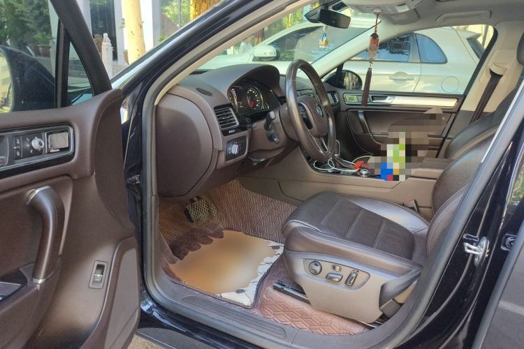 Used Volkswagen Touareg 2017 3.0 TSI Touareg Edition Driver Seat