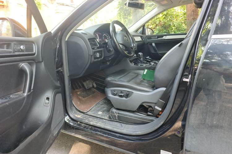 Used Volkswagen Touareg 2017 3.0 TSI Touareg Model Driver Seat