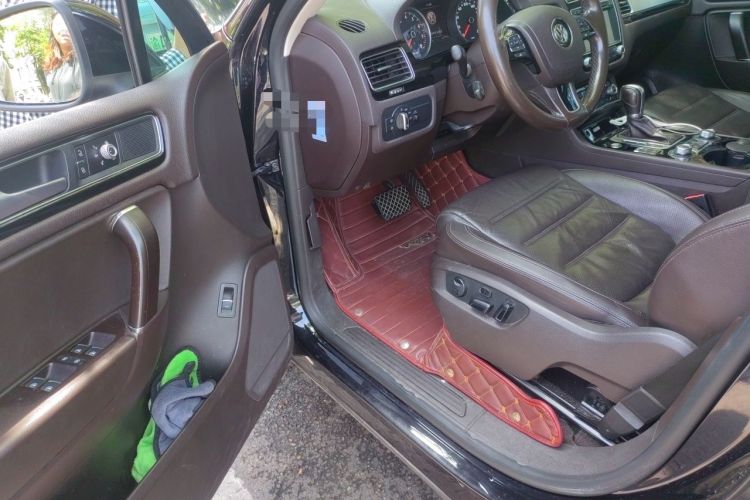 Used Volkswagen Touareg 2017 3.0 TSI Touareg Model Driver Seat