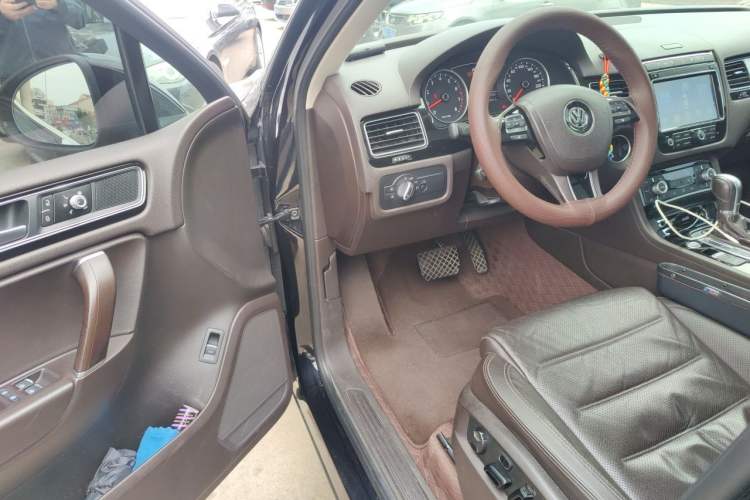 Used Volkswagen Touareg 2017 3.0 TSI Touareg Model Driver Seat