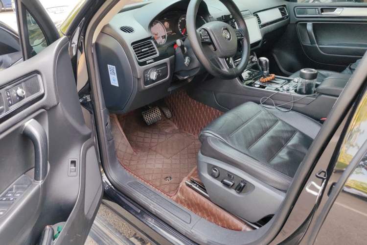 Used Volkswagen Touareg 2017 3.0 TSI Touareg Model Driver Seat