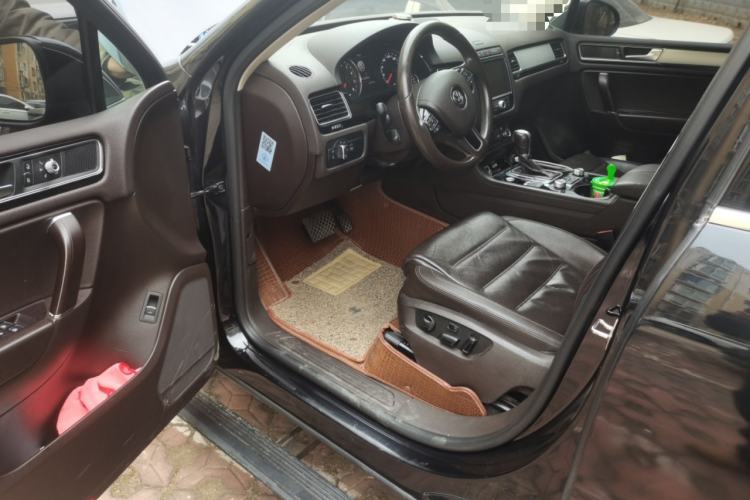 Used Volkswagen Touareg 2017 3.0 TSI Touareg Edition Driver Seat