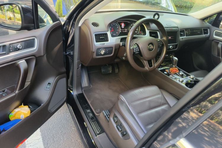 Used Volkswagen Touareg 2017 3.0 TSI Yuyue Model Driver Seat