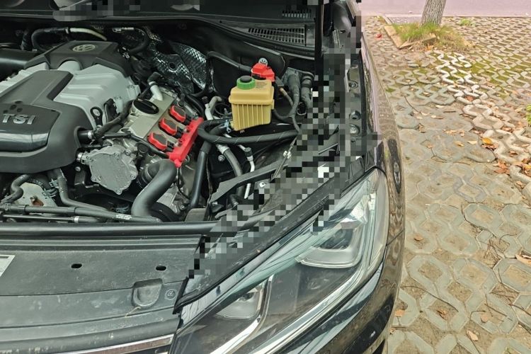 Used Volkswagen Touareg 2017 3.0 TSI Touareg Edition Engine Bay Left