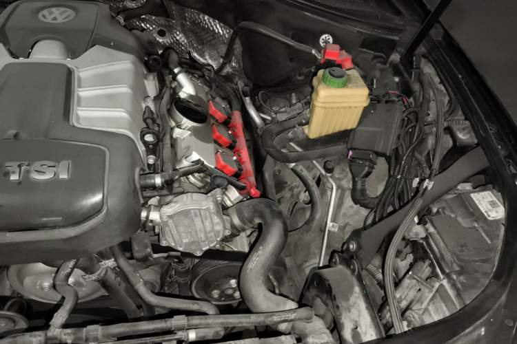 Used Volkswagen Touareg 2017 3.0 TSI Touareg Edition Engine Bay Left