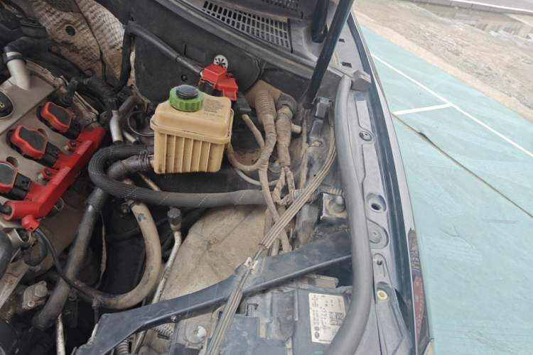 Used Volkswagen Touareg 2017 3.0 TSI Touareg Edition Engine Bay Left