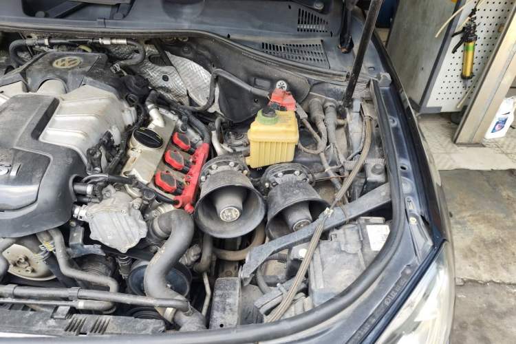Used Volkswagen Touareg 2017 3.0 TSI Touareg Edition Engine Bay Left