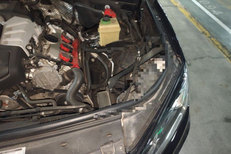 Used Volkswagen Touareg 2017 3.0 TSI Touareg Edition Engine Bay Left