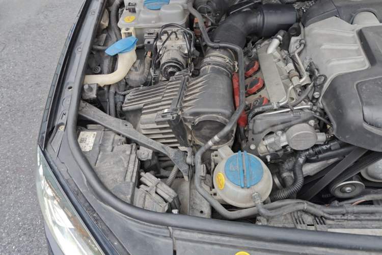 Used Volkswagen Touareg 2017 3.0 TSI Touareg Edition Engine Bay Right
