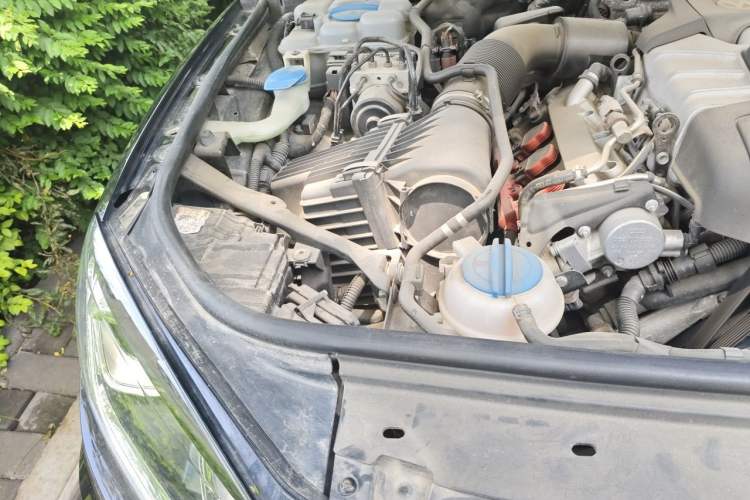 Used Volkswagen Touareg 2017 3.0 TSI Touareg Edition Engine Bay Right