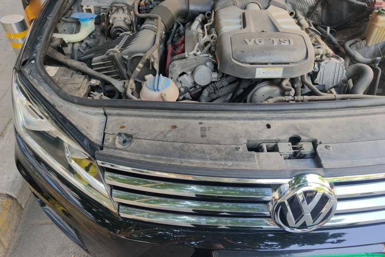 Used Volkswagen Touareg 2017 3.0 TSI Touareg Edition Engine Bay Right