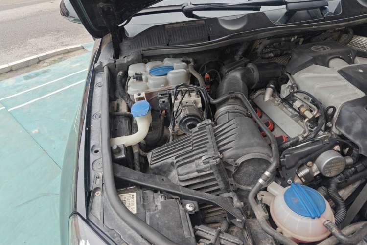 Used Volkswagen Touareg 2017 3.0 TSI Touareg Edition Engine Bay Right