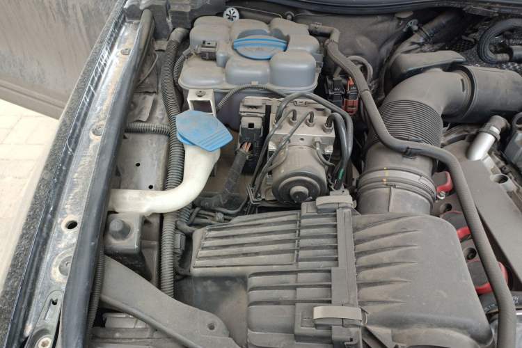 Used Volkswagen Touareg 2017 3.0 TSI Touareg Edition Engine Bay Right