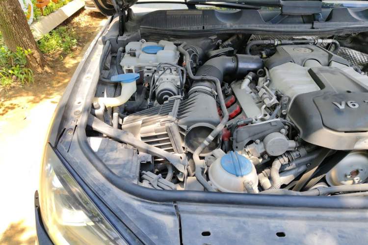 Used Volkswagen Touareg 2017 3.0 TSI Touareg Edition Engine Bay Right