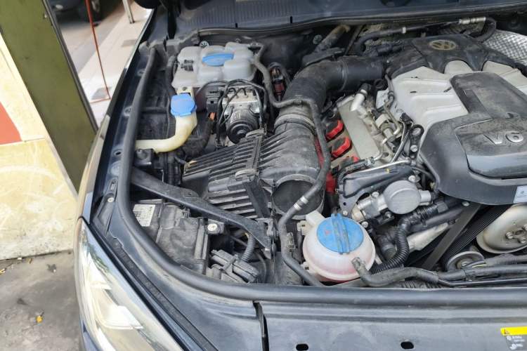 Used Volkswagen Touareg 2017 3.0 TSI Touareg Edition Engine Bay Right