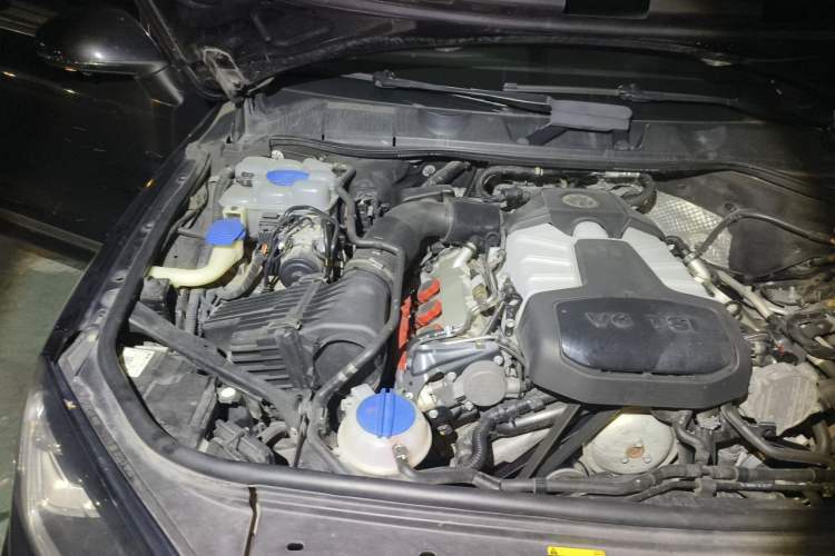 Used Volkswagen Touareg 2017 3.0 TSI Touareg Edition Engine Bay Right