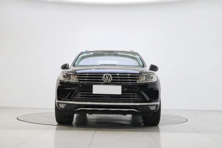 Used Volkswagen Touareg 2017 3.0 TSI Touareg Model Exterior 1