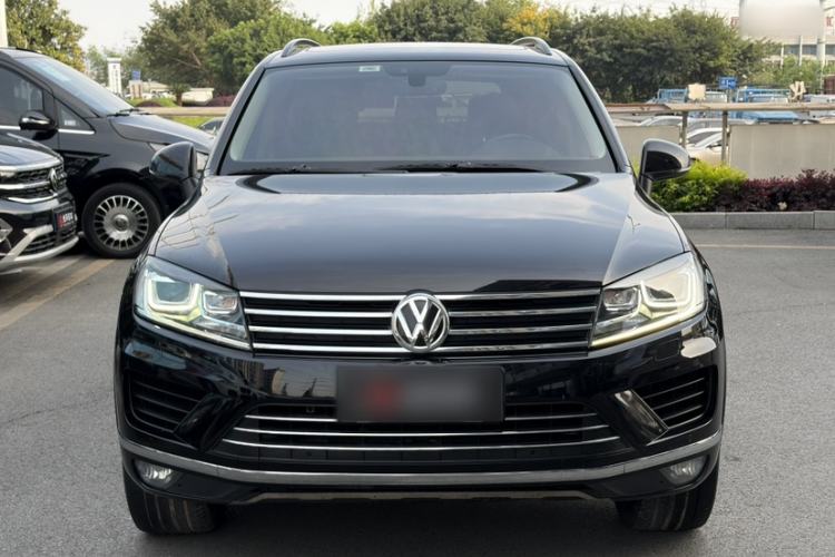 Used Volkswagen Touareg 2017 3.0 TSI Touareg Model Exterior 1