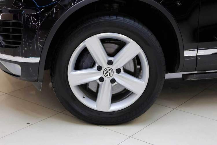 Used Volkswagen Touareg 2017 3.0 TSI Touareg Edition Exterior 10