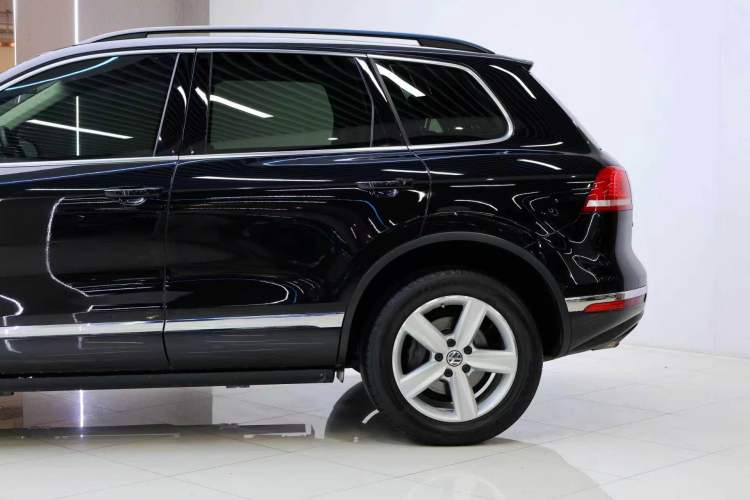 Used Volkswagen Touareg 2017 3.0 TSI Touareg Edition Exterior 12