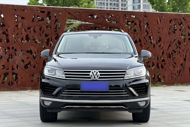 Used Volkswagen Touareg 2017 3.0 TSI Touareg Edition Exterior 2