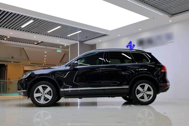 Used Volkswagen Touareg 2017 3.0 TSI Touareg Edition Exterior 3