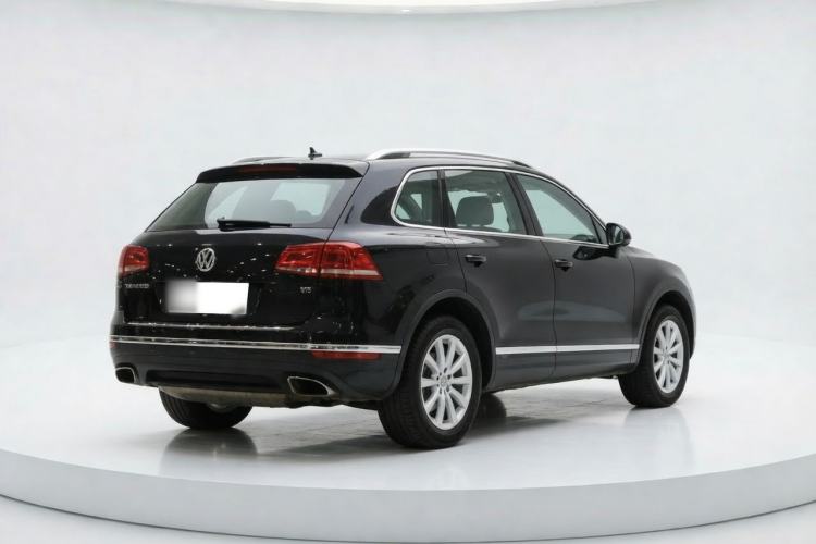 Used Volkswagen Touareg 2017 3.0 TSI Touareg Model Exterior 3