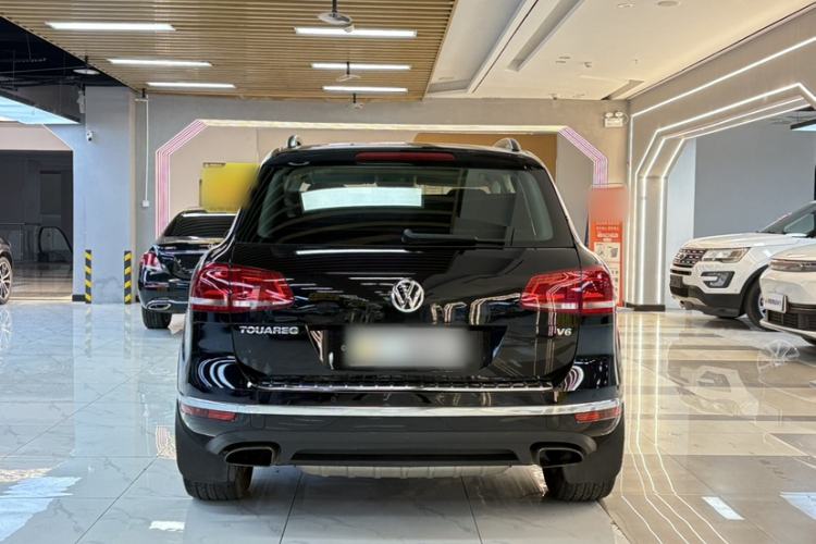 Used Volkswagen Touareg 2017 3.0 TSI Touareg Model Exterior 4