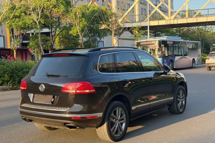Used Volkswagen Touareg 2017 3.0 TSI Touareg Edition Exterior 4