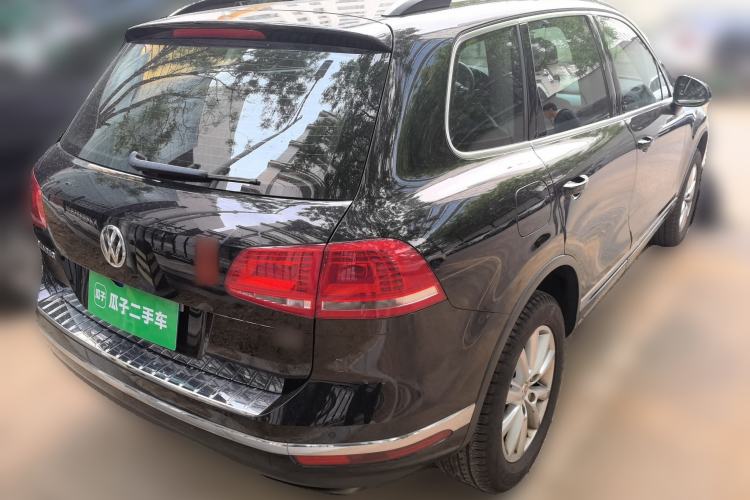 Used Volkswagen Touareg 2017 3.0 TSI Touareg Model Exterior 5
