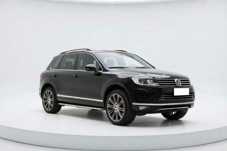 Used Volkswagen Touareg 2017 3.0 TSI Touareg Model Exterior 5