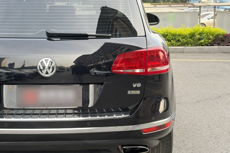 Used Volkswagen Touareg 2017 3.0 TSI Touareg Model Exterior 5
