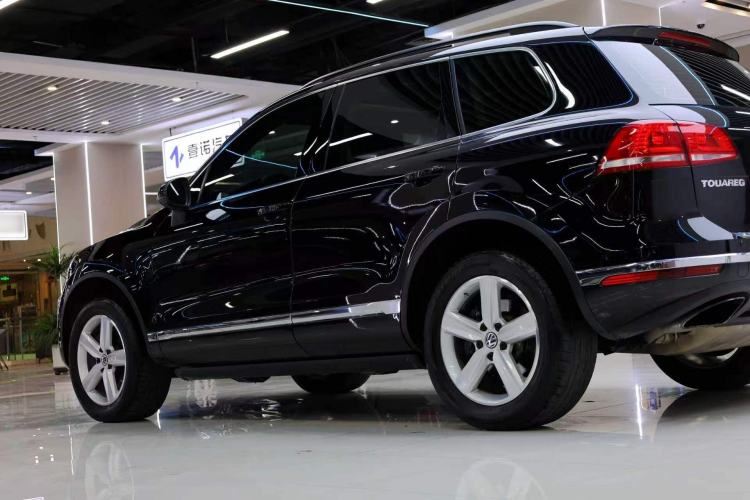 Used Volkswagen Touareg 2017 3.0 TSI Touareg Edition Exterior 6