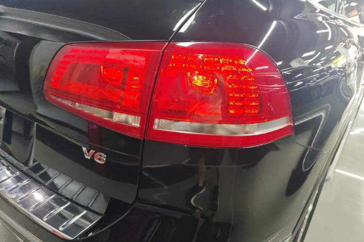 Used Volkswagen Touareg 2017 3.0 TSI Touareg Model Exterior 6