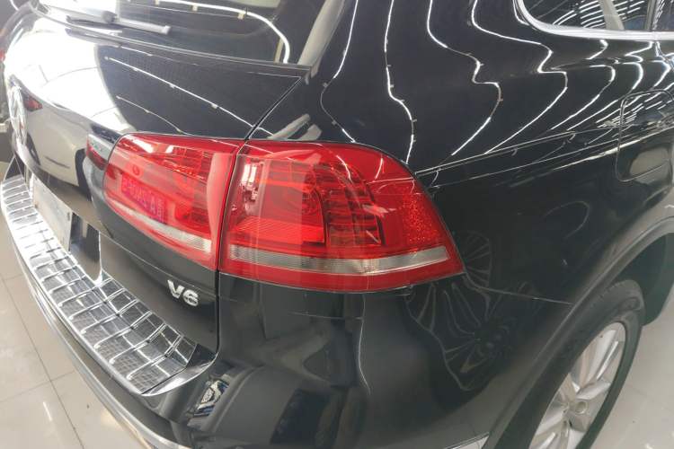 Used Volkswagen Touareg 2017 3.0 TSI Touareg Model Exterior 6
