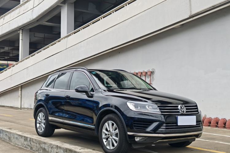 Used Volkswagen Touareg 2017 3.0 TSI Touareg Model Exterior 7