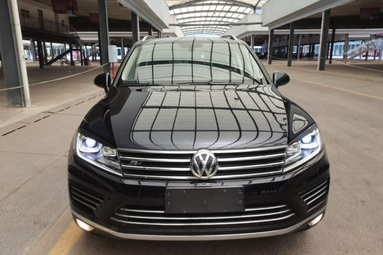 Used Volkswagen Touareg 2017 3.0 TSI Touareg Edition Front