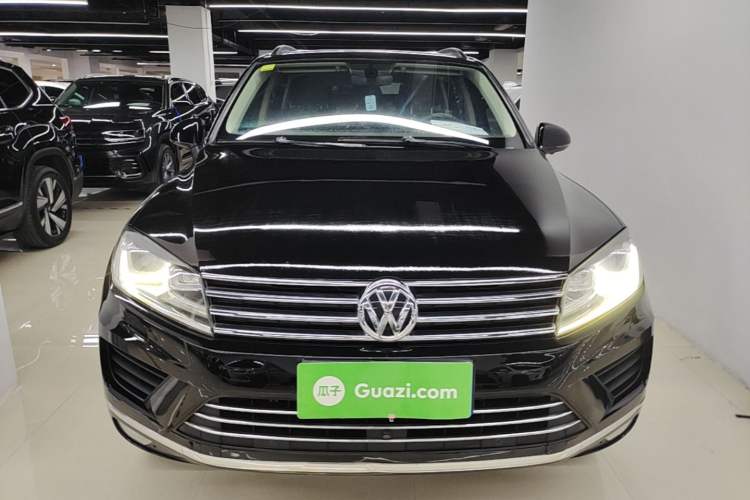 Used Volkswagen Touareg 2017 3.0 TSI Touareg Edition Front