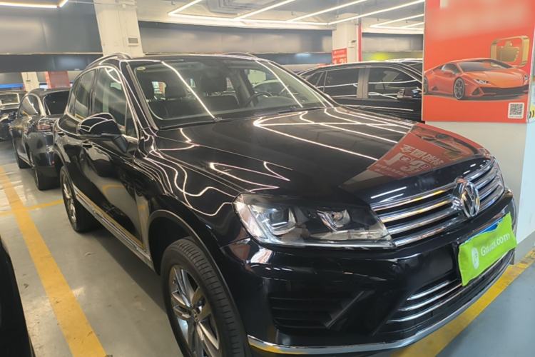 Used Volkswagen Touareg 2017 3.0 TSI Touareg Edition Front Right 45 Deg