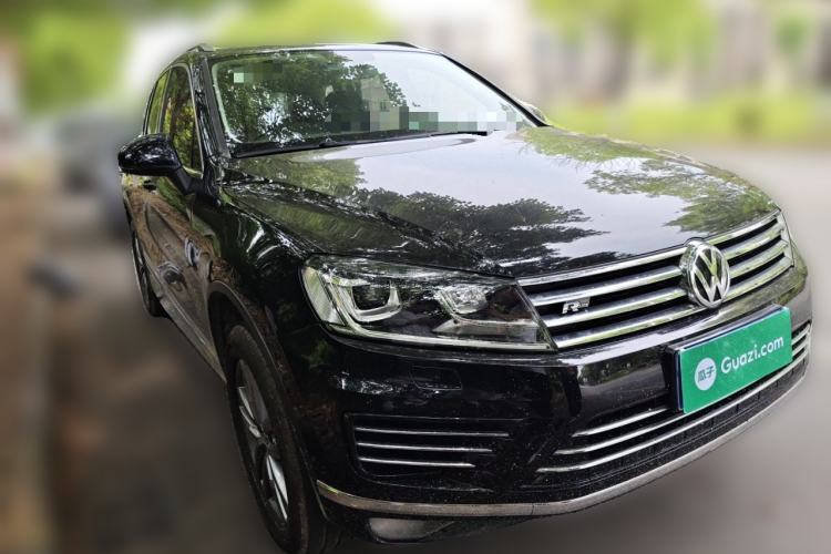 Used Volkswagen Touareg 2017 3.0 TSI Touareg Edition Front Right 45 Deg