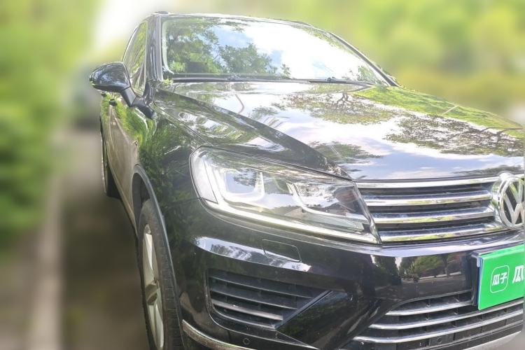 Used Volkswagen Touareg 2017 3.0 TSI Touareg Edition Front Right 45 Deg
