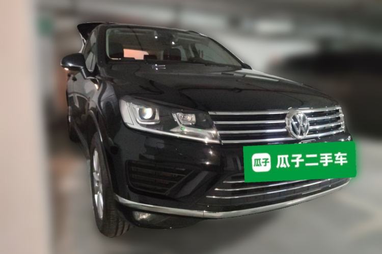 Used Volkswagen Touareg 2017 3.0 TSI Touareg Model Front Right 45 Deg